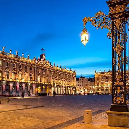 De L'academie Place Stanislas, Centre , Gare Et Congres מלון 2*