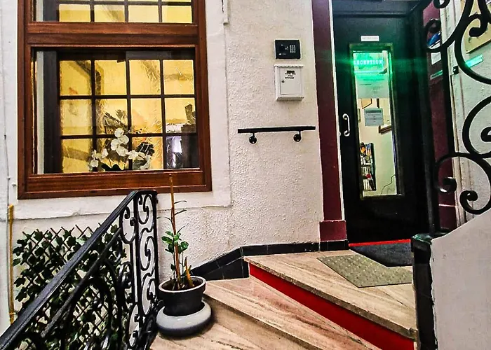 فندق De L'academie Place Stanislas, Centre , Gare Et Congres