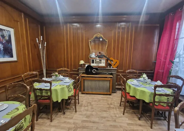 De L'academie Place Stanislas, Centre , Gare Et Congres ナンシー