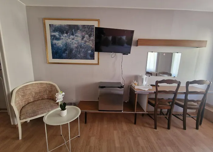 De L'academie Place Stanislas, Centre , Gare Et Congres 2*