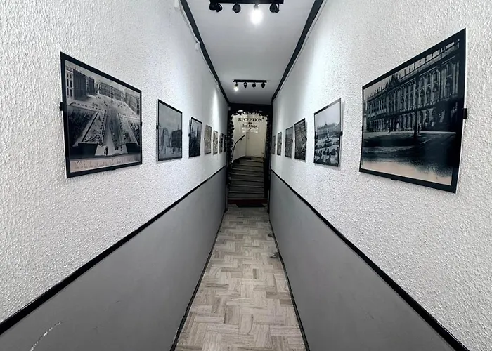 De L'academie Place Stanislas, Centre , Gare Et Congres فندق 2*