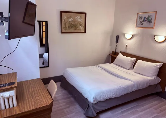 De L'academie Place Stanislas, Centre , Gare Et Congres فندق 2*